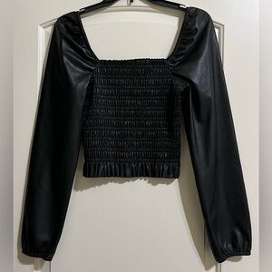 Bagatelle Collection Women’s Faux Leather Crop Top Blouse Small